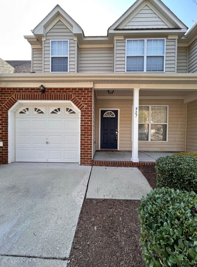 property at 927 Hunley Dr