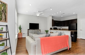 The Lofts At Conroe Apartments in Conroe, TX - Building Photo - Interior Photo