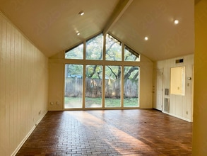 11110 Whisper Hollow in San Antonio, TX - Building Photo - Building Photo