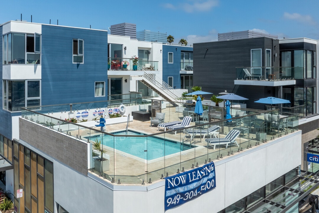 Dana Cove Luxury Living in Dana Point, CA - Foto de edificio