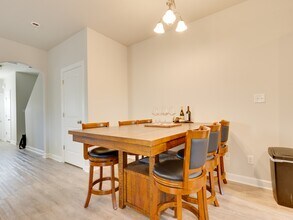 2015 Folkstone Wds Ln in Holly Ridge, NC - Foto de edificio - Building Photo