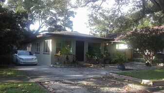 730 24th Ave N in St. Petersburg, FL - Building Photo