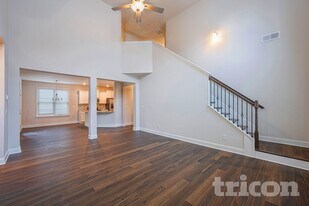 226 Margrave Dr in Holly Springs, GA - Building Photo