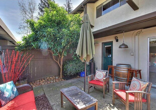 1879 Pomar Way in Walnut Creek, CA - Building Photo - Building Photo
