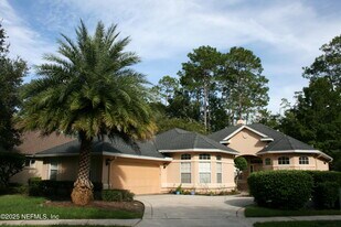 1001 Sandlake Rd in St. Augustine, FL - Building Photo