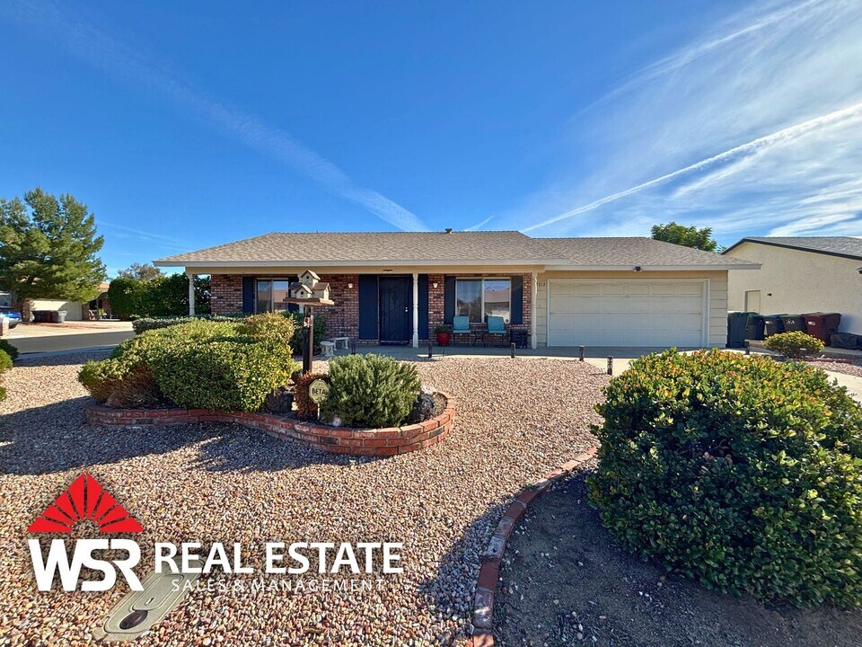 27212 Comwell St in Menifee, CA - Building Photo