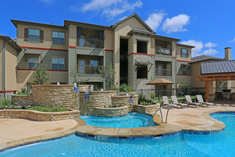 Cibolo Crossing in Laredo, TX - Building Photo - Building Photo