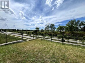 27 Allcroft Ct in Hamilton, ON - Building Photo - Building Photo