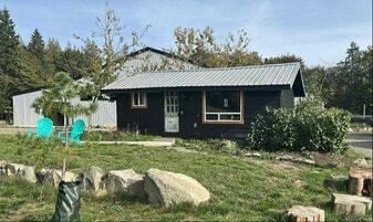 1705 158th Ave SW in Home, WA - Building Photo