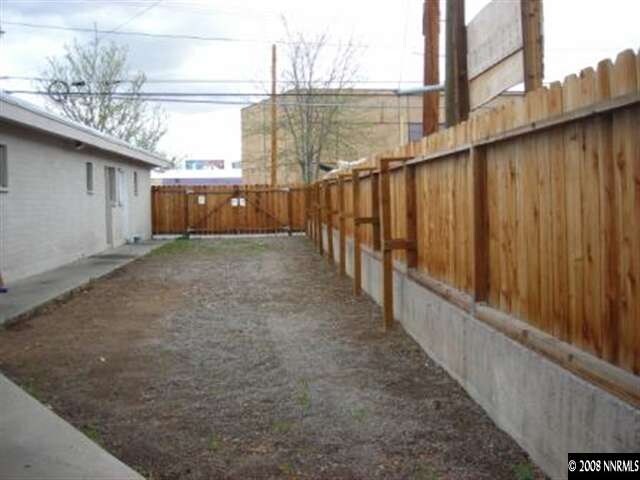65 Caliente St in Reno, NV - Foto de edificio - Other