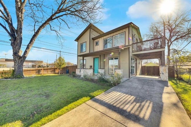 2947 Moss St in Austin, TX - Building Photo - Building Photo