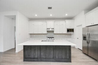30327 Tall Fescue Dr in Fulshear, TX - Building Photo - Building Photo