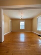 137 Pine St in Fitchburg, MA - Building Photo - Building Photo