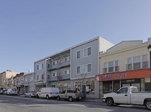 2749 San Bruno Ave in San Francisco, CA - Building Photo - Building Photo