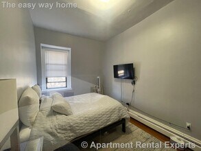 61 Adams St in Somerville, MA - Building Photo - Building Photo