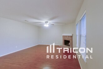 2611 Frederick St in Lancaster, TX - Building Photo - Building Photo