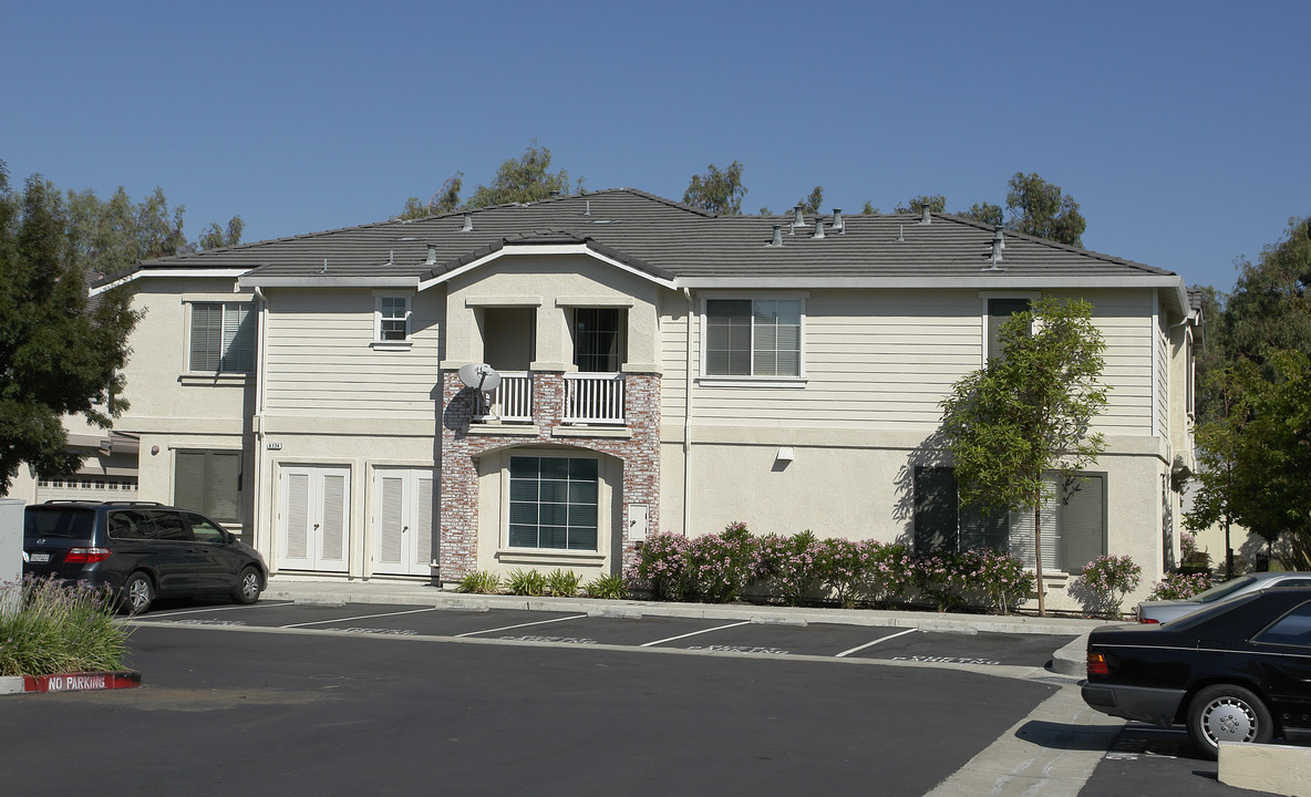 4178 Glenwood Ter in Union City, CA - Foto de edificio