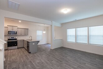 14120 Clayborn St in Midland, NC - Building Photo - Building Photo