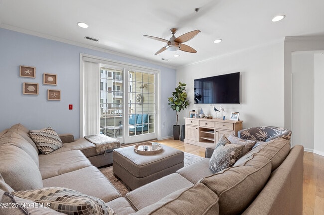 33 Cooper Ave in Long Branch, NJ - Building Photo - Building Photo