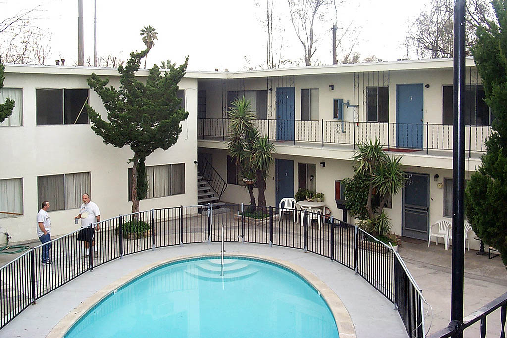 Park Avenue Apartments in San Bernardino, CA - Building Photo