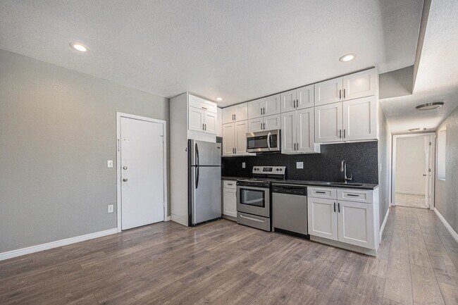 4 W Arkansas Ave-Unit -4 W Arkansas Ave - Unit 2 in Denver, CO - Building Photo - Building Photo