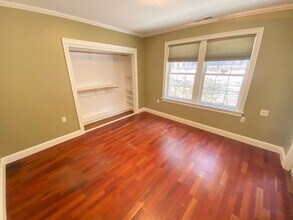 100 Bayo Vista Ave in Oakland, CA - Building Photo - Building Photo