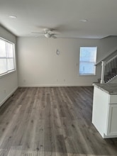 2740 L St SW, Unit B in Cedar Rapids, IA - Building Photo - Building Photo