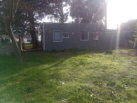 11638 Andrews St in Red Bluff, CA - Building Photo