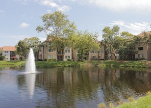 Visconti Condominium in Coral Springs, FL - Building Photo - Building Photo