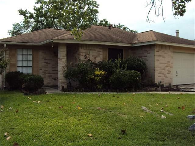 7927 Battleoak Dr in Houston, TX - Building Photo