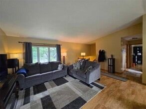 161 Sunflower Ln in Lino Lakes, MN - Building Photo - Building Photo