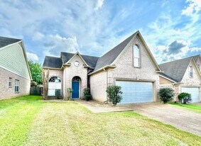 9073 Weeping Cherry Ln in Memphis, TN - Building Photo