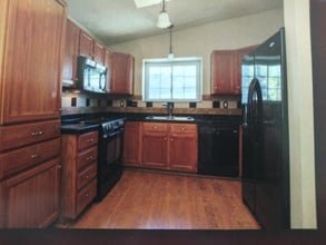 8406 S Upham Way in Littleton, CO - Building Photo - Building Photo