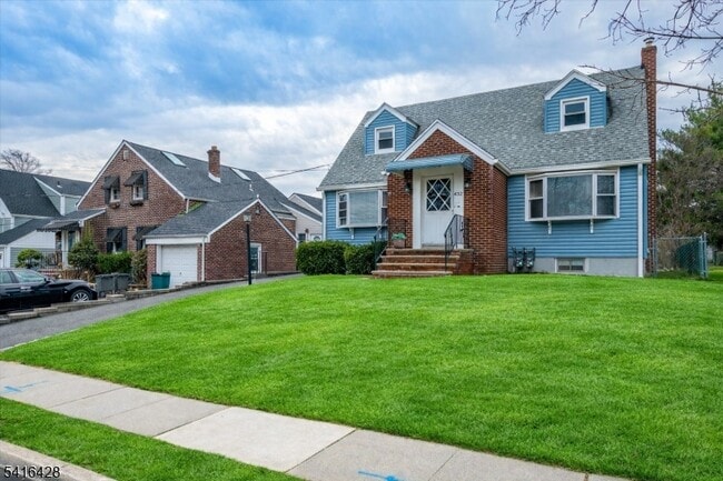 432 Rosetta Pl in Union, NJ - Building Photo - Building Photo