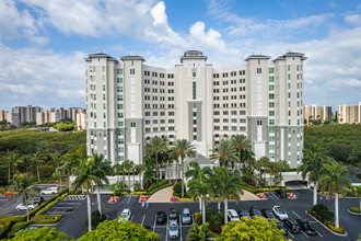 Barbados at The Dunes in Naples, FL - Foto de edificio - Building Photo