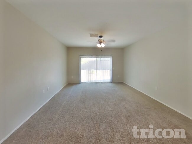 30962 W Cheery Lynn Rd in Buckeye, AZ - Building Photo - Building Photo