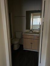 7320 Foothill Blvd in Tujunga, CA - Foto de edificio - Building Photo