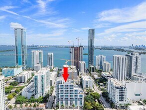 350 NE 24th St, Unit 613 in Miami, FL - Foto de edificio - Building Photo