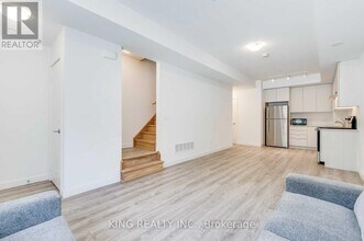 200-200 Malta Ave. in Brampton, ON - Building Photo - Building Photo