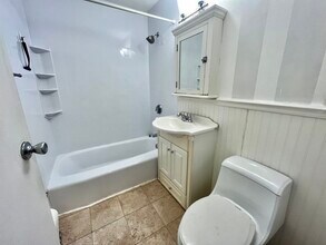 205 Independence Ave in Quincy, MA - Building Photo - Building Photo