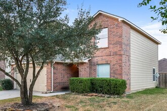 8715 Sunset Pond Dr in Tomball, TX - Building Photo - Building Photo