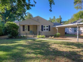 1018 W Eufaula St in Norman, OK - Building Photo