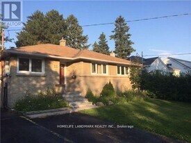 35 Wynn Rd in Toronto, ON - Building Photo