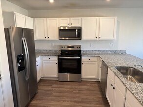 530 Pemberton St in Kingston, GA - Building Photo - Building Photo