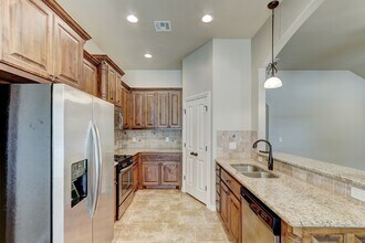 8936 SW 55th St in Oklahoma City, OK - Building Photo - Building Photo