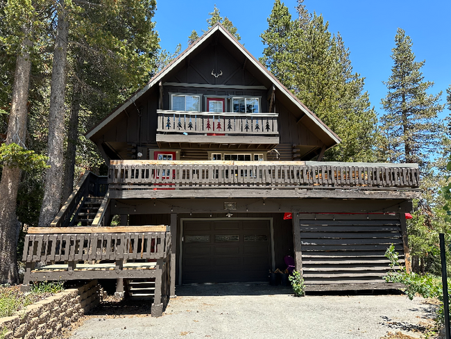 property at 9385 Cascade Rd