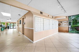 777 S Federal Hwy, Unit RP405 in Pompano Beach, FL - Building Photo - Building Photo