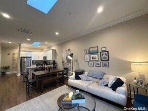 50 Stewart Ave in Huntington, NY - Building Photo - Building Photo