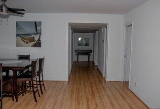 2651 S Course Dr, Unit 101 in Pompano Beach, FL - Foto de edificio - Building Photo