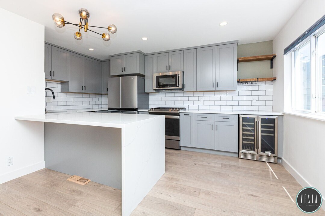 622 Peralta Ave in San Francisco, CA - Building Photo